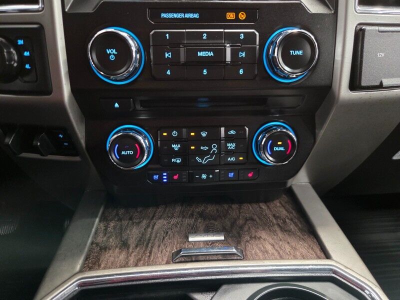 2018 Ford Super Duty F-350 LARIAT Ultimate 6.2L V8 Long Bed GPS Camera Gooseneck 35in Tires FREE WARRANTY Arlington TX