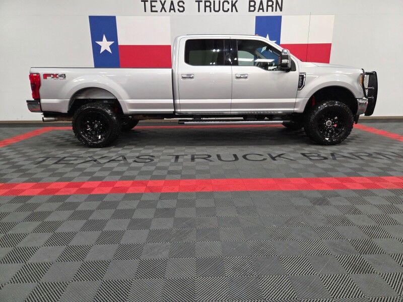 2018 Ford Super Duty F-350 LARIAT Ultimate 6.2L V8 Long Bed GPS Camera Gooseneck 35in Tires FREE WARRANTY Arlington TX
