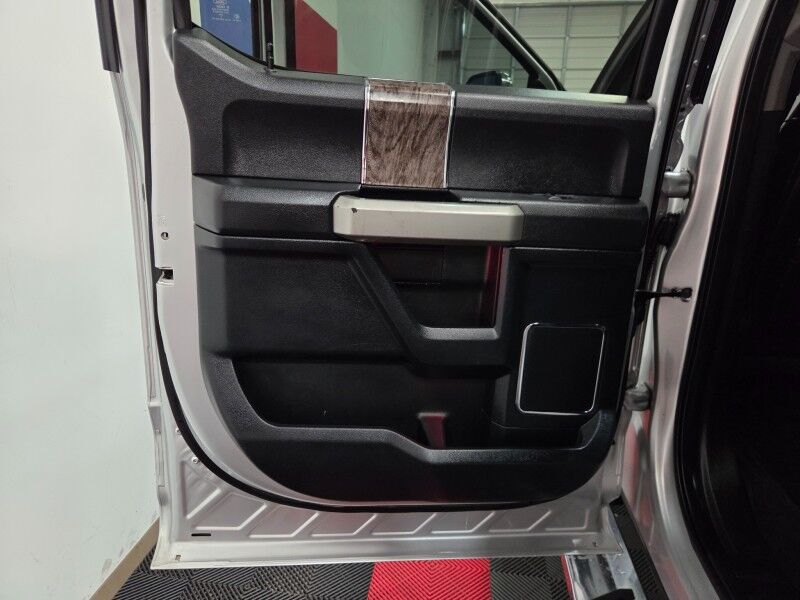 2018 Ford Super Duty F-350 LARIAT Ultimate 6.2L V8 Long Bed GPS Camera Gooseneck 35in Tires FREE WARRANTY Arlington TX