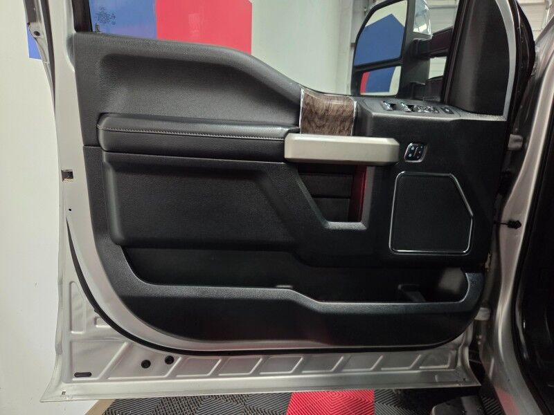 2018 Ford Super Duty F-350 LARIAT Ultimate 6.2L V8 Long Bed GPS Camera Gooseneck 35in Tires FREE WARRANTY Arlington TX