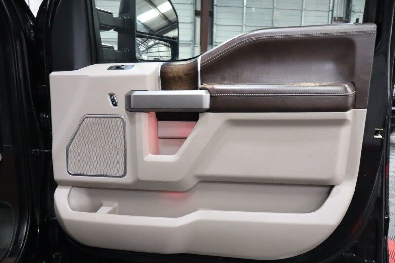 2018 Ford Super Duty F-450 Limited Dually FX4 CM Flatbed 19.5 Alcoa Sunroof FREE WARRANTY Arlington TX