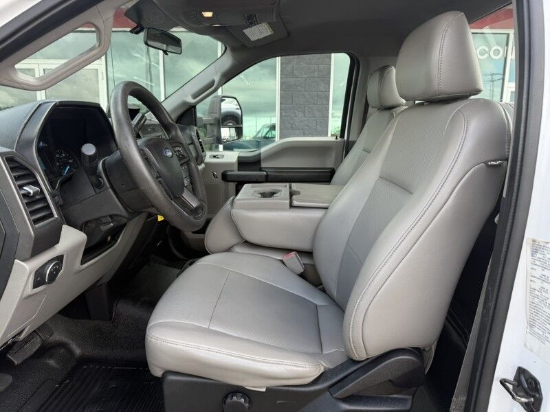 2018 Ford Super Duty F-550 V10 Cab & Chassis XL Collinsville OK