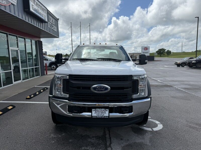 2018 Ford Super Duty F-550 V10 Cab & Chassis XL Collinsville OK