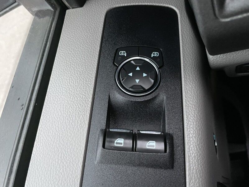2018 Ford Super Duty F-550 V10 Flatbed XL Collinsville OK