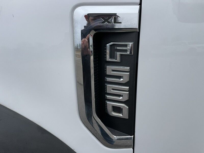 2018 Ford Super Duty F-550 V10 Flatbed XL Collinsville OK