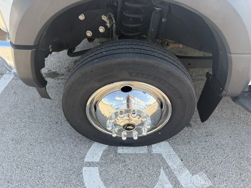 2018 Ford Super Duty F-550 V10 Flatbed XL Collinsville OK