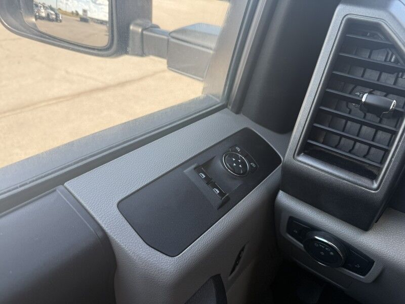 2018 Ford Super Duty F-550 V10 Flatbed XL Collinsville OK