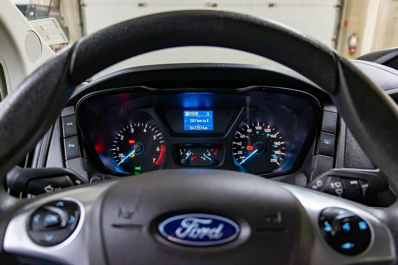 2018 Ford T-150 XLT Med Roof 10 Passenger Red Deer AB