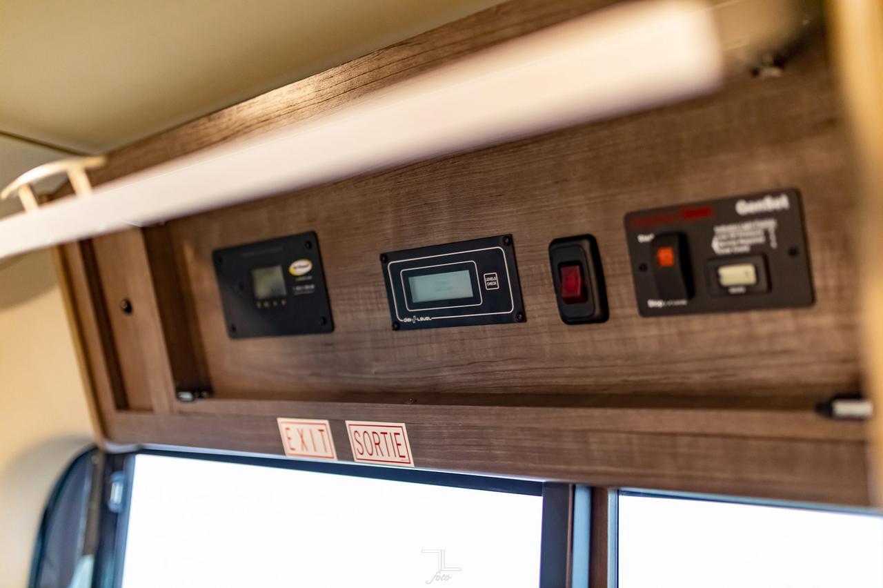 2018 Ford T-350 Okanagan Tribute Class B 22" Diesel Leather Nav BCam Red Deer AB