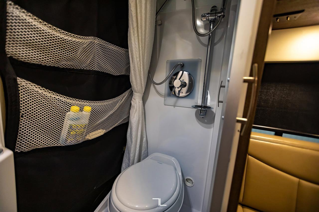 2018 Ford T-350 Okanagan Tribute Class B 22" Diesel Leather Nav BCam Red Deer AB