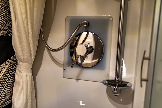 2018 Ford T-350 Okanagan Tribute Class B 22&quot; Diesel Leather Nav BCam Red Deer AB