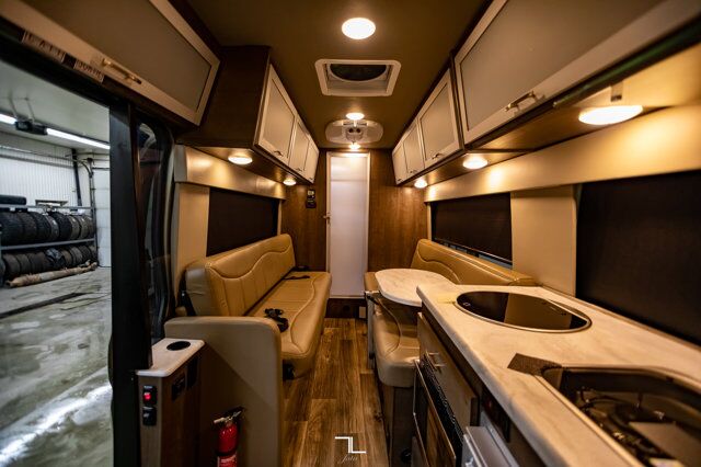 2018 Ford T-350 Okanagan Tribute Class B 22&quot; Diesel Leather Nav BCam Red Deer AB