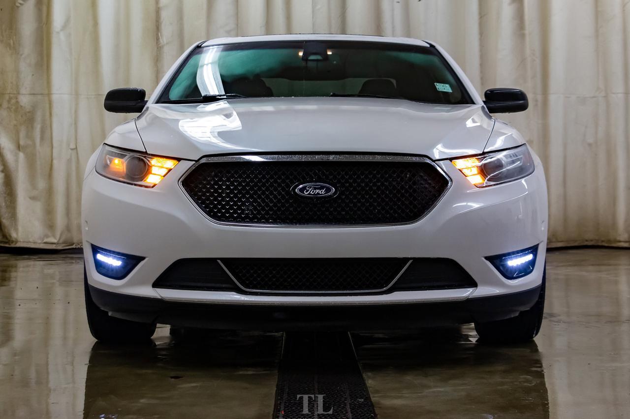 2018 Ford Taurus AWD SHO Leather Roof Nav BCam Red Deer AB