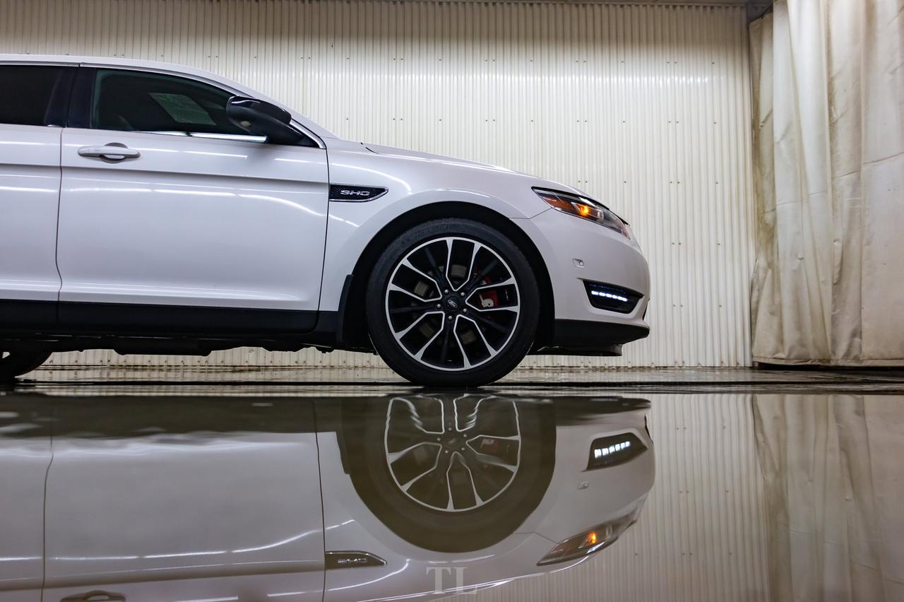 2018 Ford Taurus AWD SHO Leather Roof Nav BCam Red Deer AB