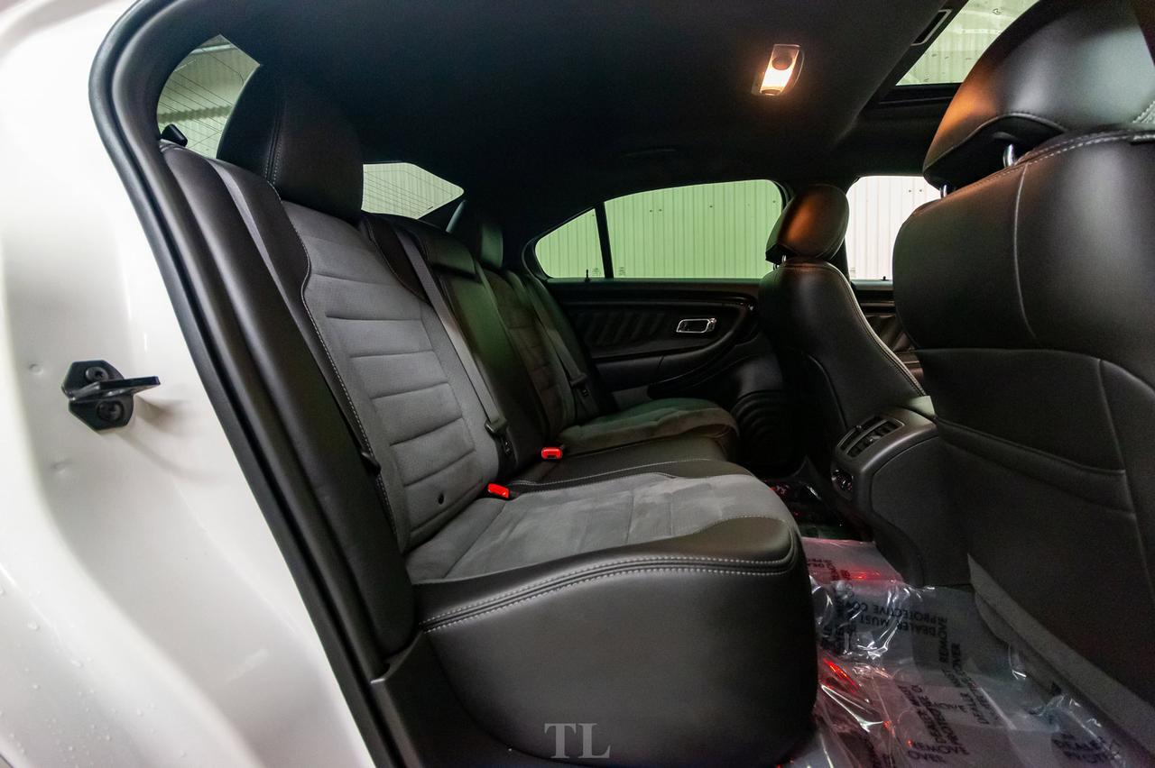 2018 Ford Taurus AWD SHO Leather Roof Nav BCam Red Deer AB