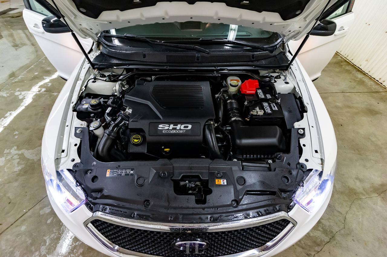 2018 Ford Taurus AWD SHO Leather Roof Nav BCam Red Deer AB