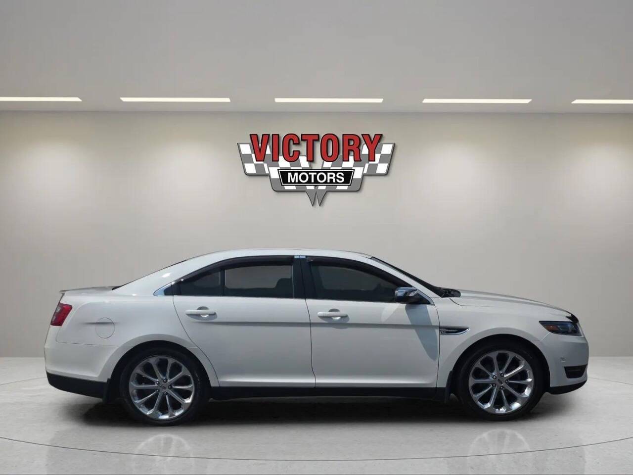 2018 Ford Taurus Limited AWD 4dr Sedan Lake Orion MI