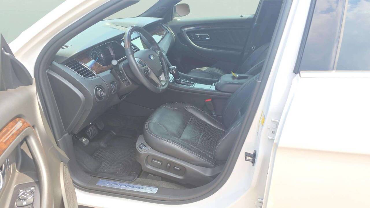 2018 Ford Taurus Limited AWD 4dr Sedan Lake Orion MI