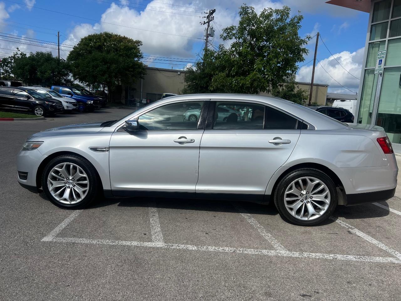 2018 Ford Taurus Limited Austin TX