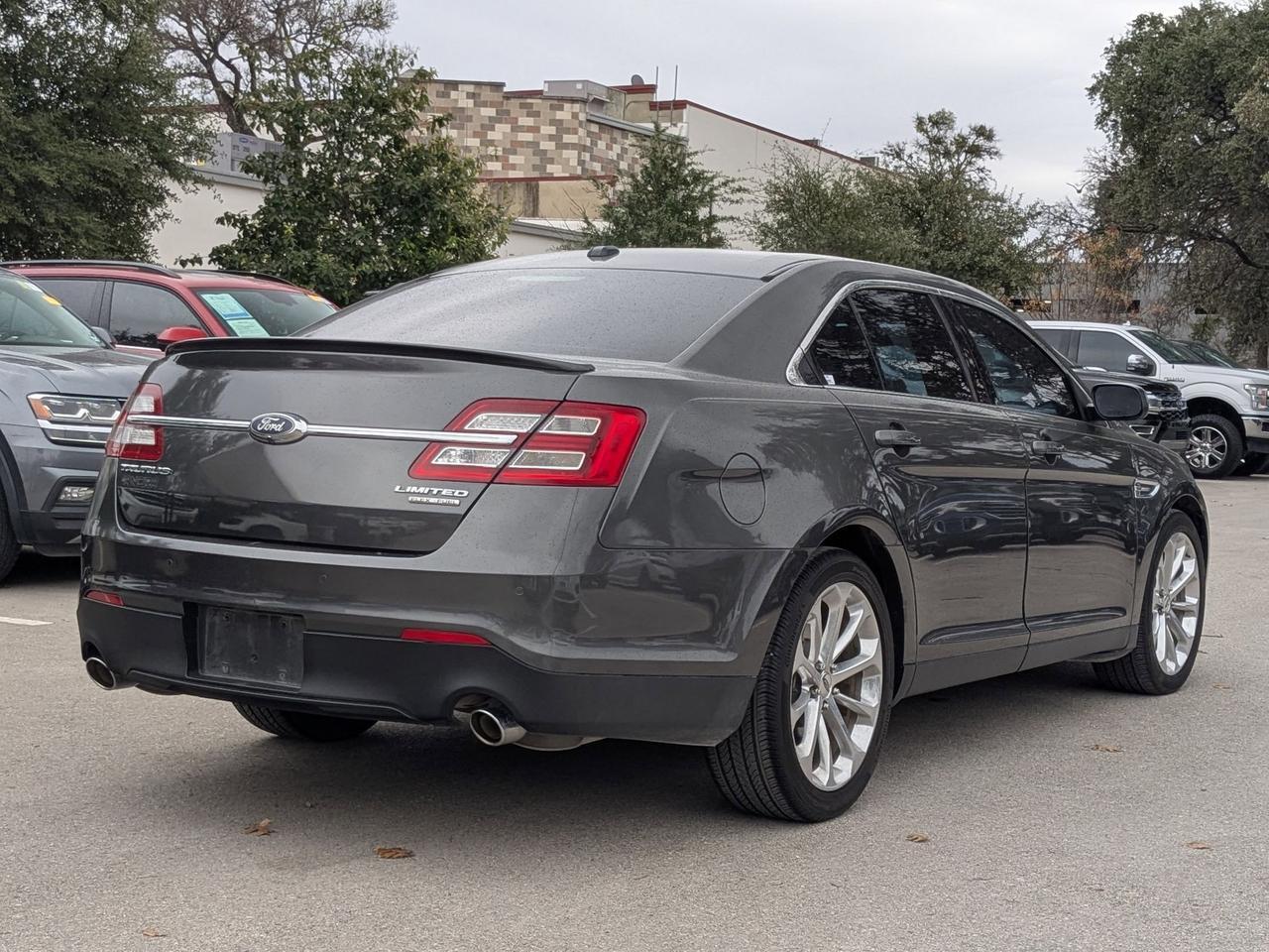 2018 Ford Taurus Limited