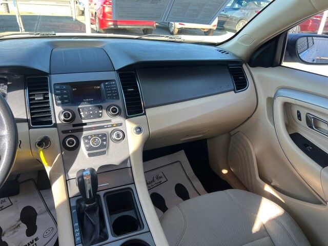 2018 Ford Taurus SE Gainesville TX