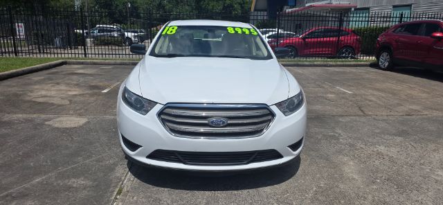 2018 Ford Taurus SE