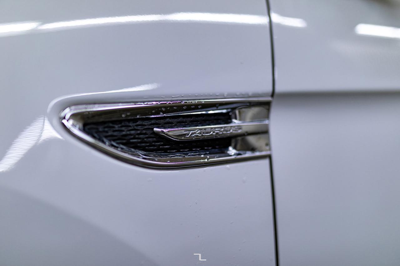 2018 Ford Taurus SE PSeat BCam Red Deer AB