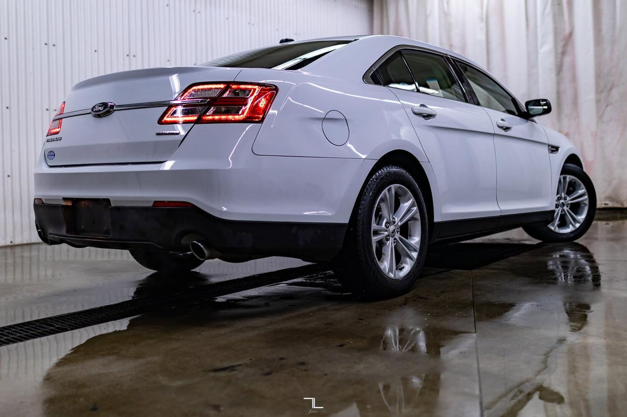 2018 Ford Taurus SE PSeat BCam Red Deer AB