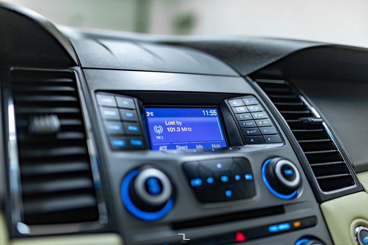 2018 Ford Taurus SE PSeat BCam Red Deer AB