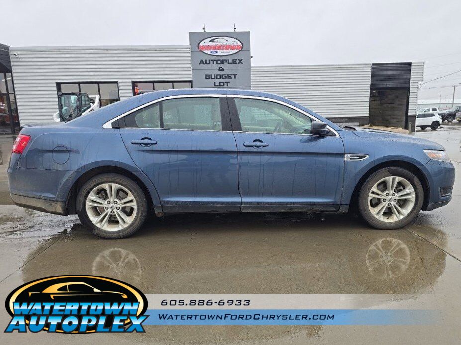 2018 Ford Taurus SE