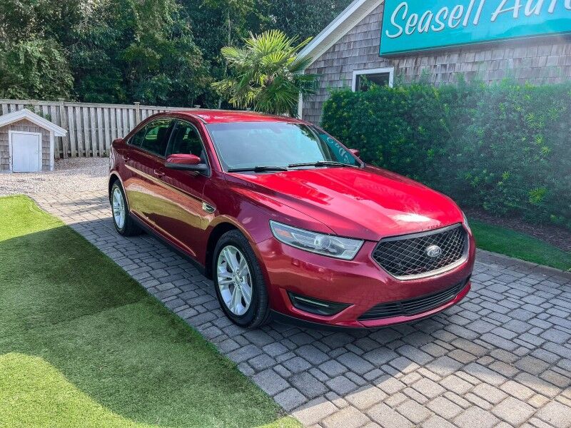 2018 Ford Taurus SEL