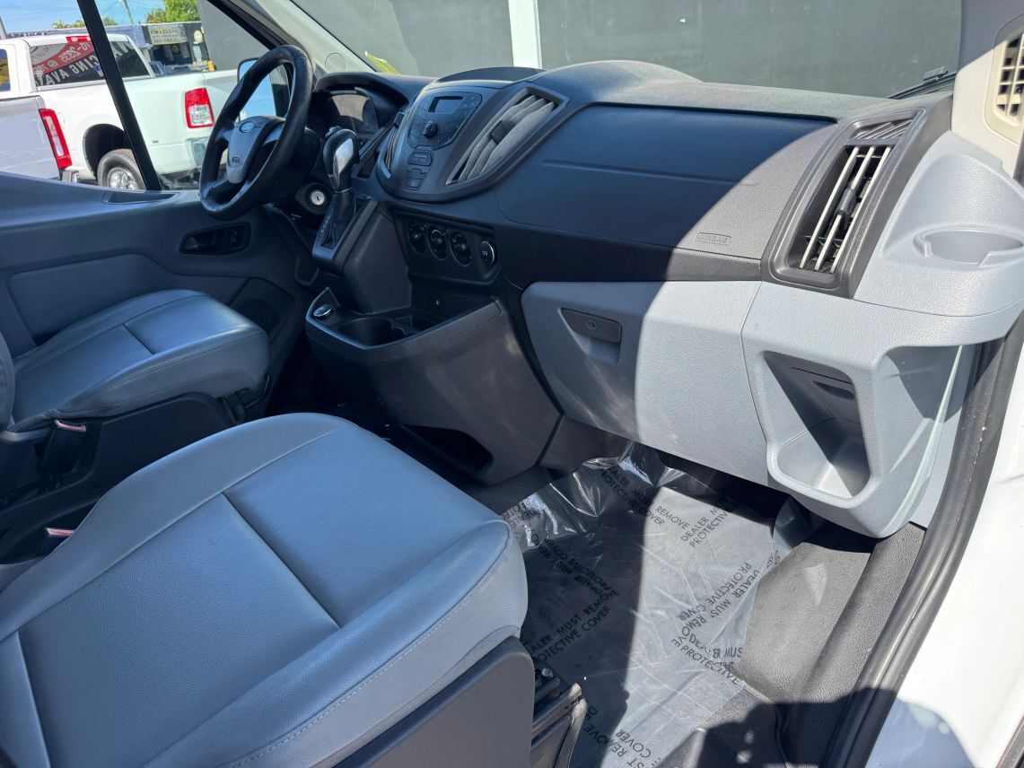 2018 Ford Transit 150 Van Low Roof w/60/40 Side Door w/RWB Van 3D
