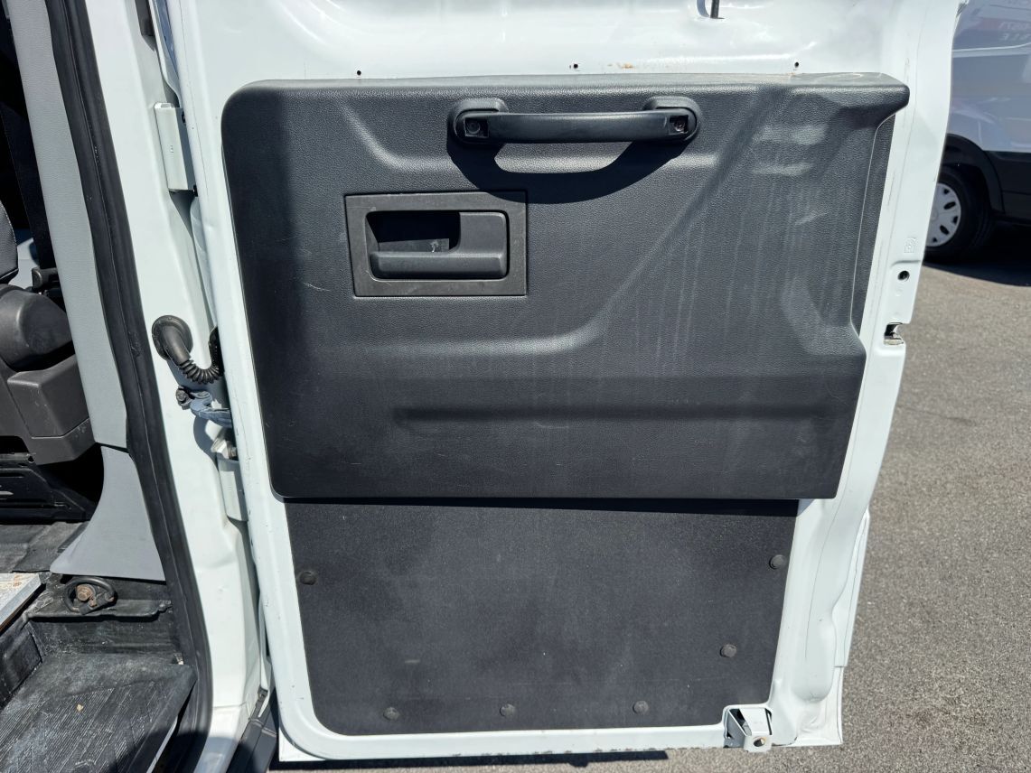 2018 Ford Transit 150 Van Low Roof w/60/40 Side Door w/RWB Van 3D
