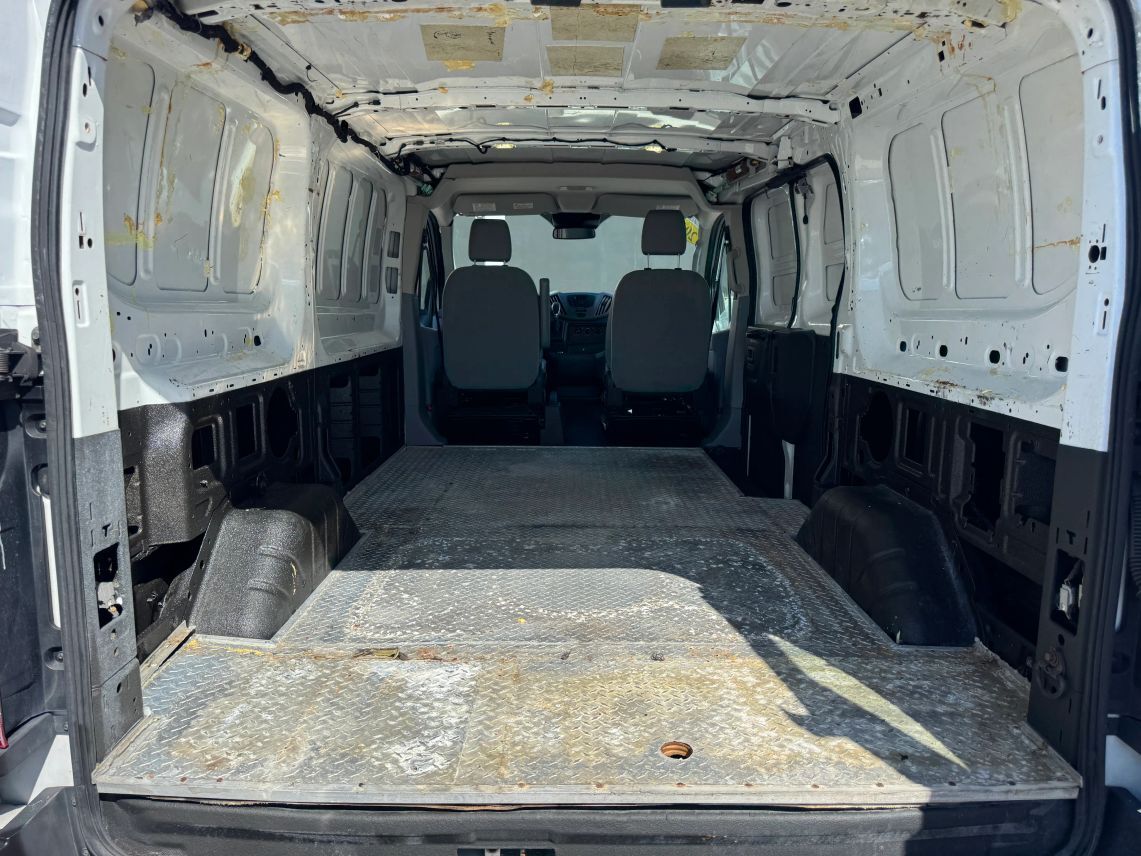 2018 Ford Transit 150 Van Low Roof w/60/40 Side Door w/RWB Van 3D
