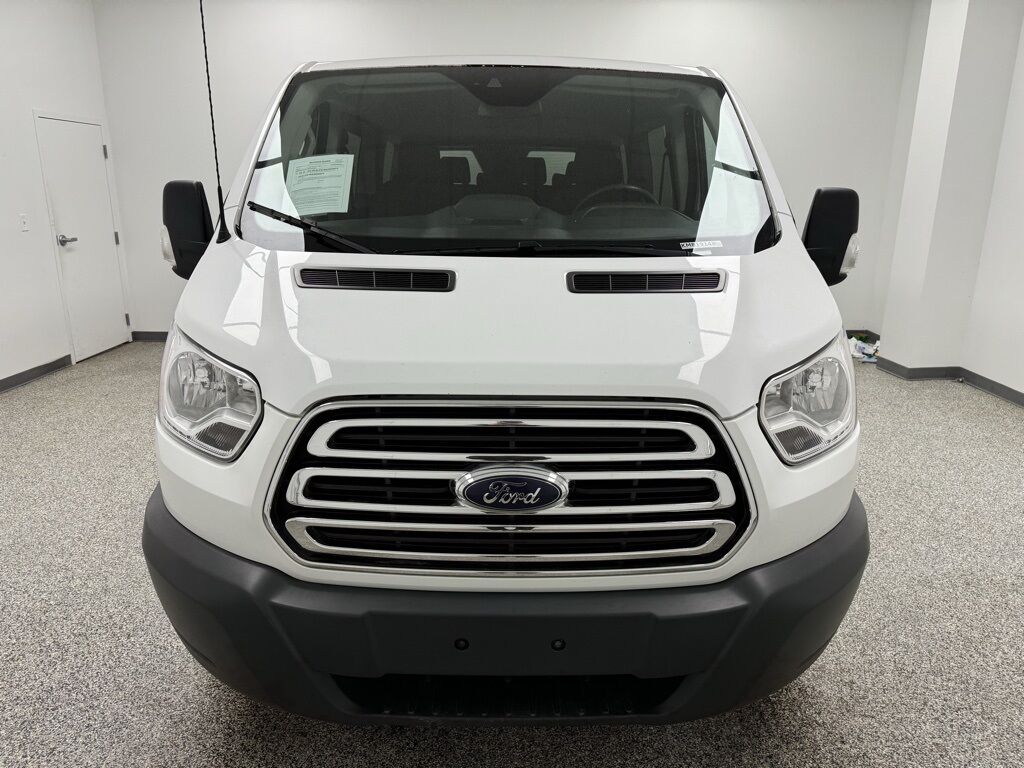 2018 Ford Transit photo 2