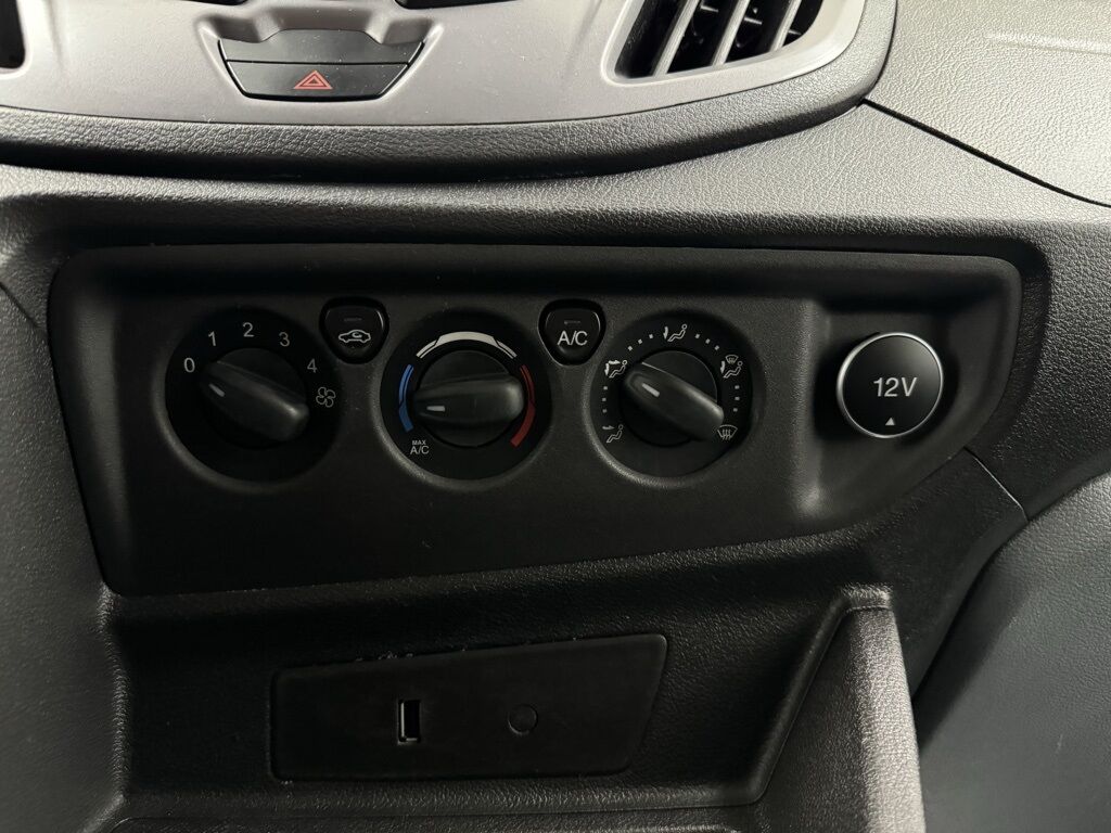 2018 Ford Transit photo 35