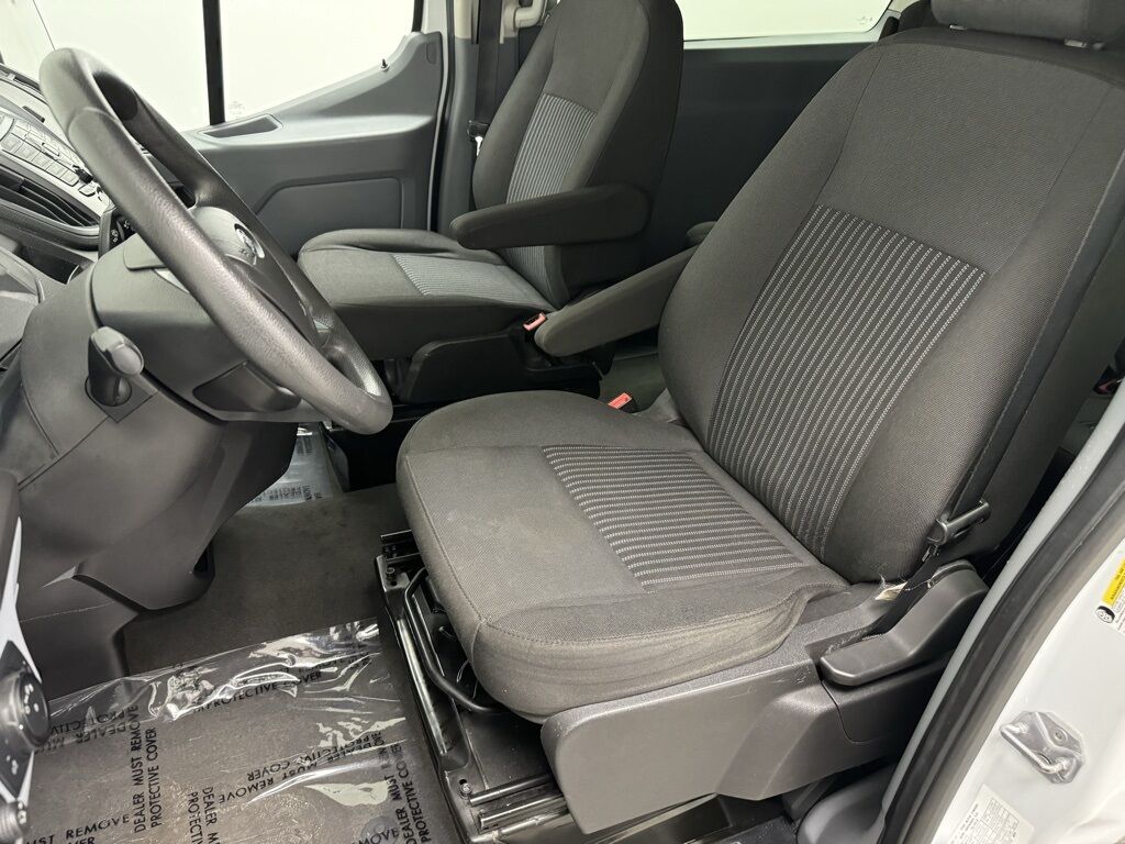 2018 Ford Transit photo 19
