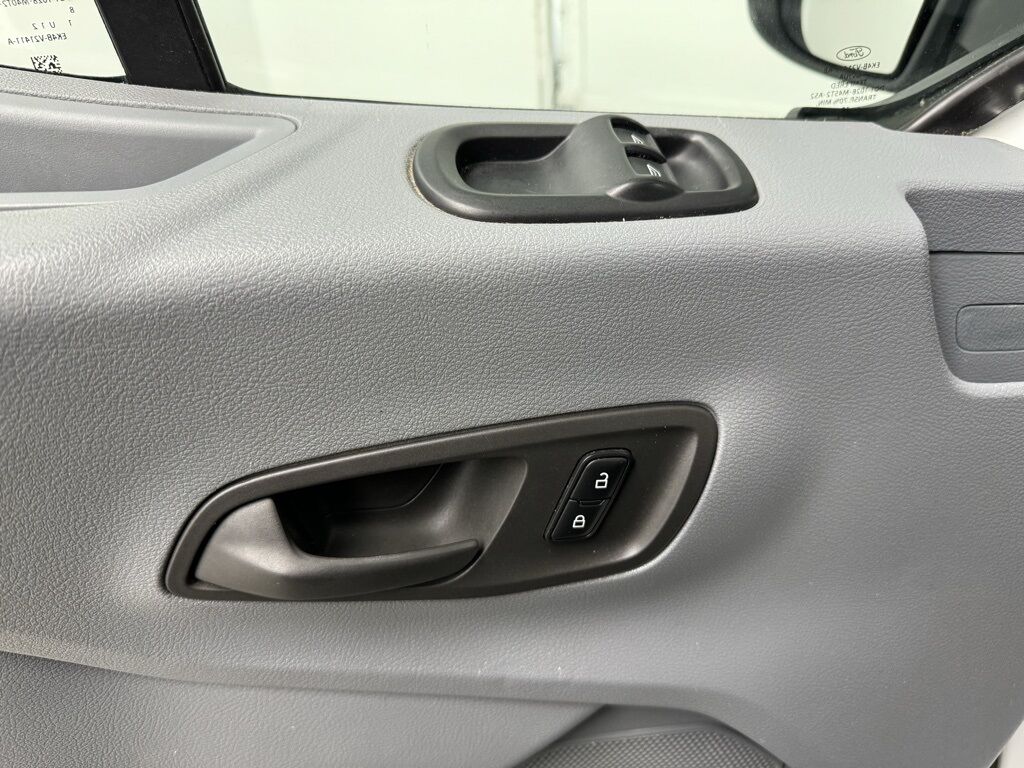 2018 Ford Transit photo 23