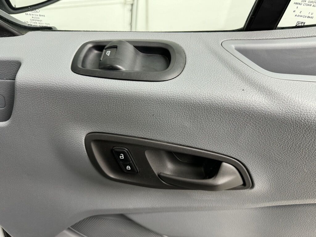 2018 Ford Transit photo 39