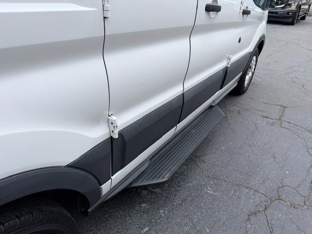 2018 Ford Transit-150 XLT w/RH Swing-Out Doors Low Roof 129.9 WB Charlotte NC