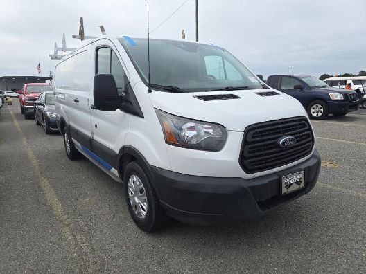 2018 Ford Transit-150 w/RH Swing-Out Doors Low Roof 129.9 WB Charlotte NC