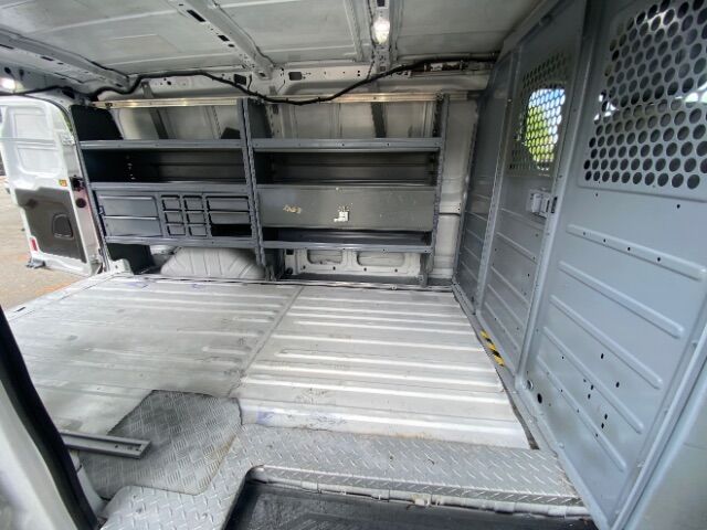 2018 Ford Transit-150 w/RH Swing-Out Doors Low Roof 129.9 WB Charlotte NC