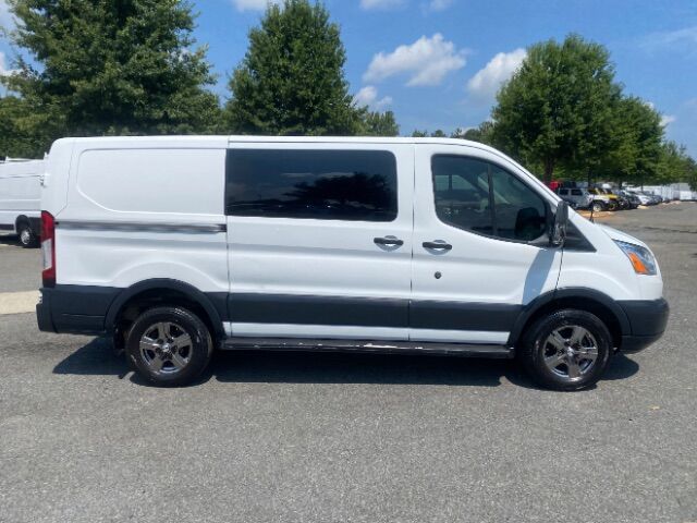 2018 Ford Transit-250 w/RH Sliding Door Low Roof 129.9 WB Charlotte NC