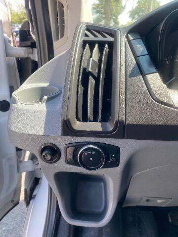 2018 Ford Transit-250 w/RH Sliding Door Low Roof 129.9 WB Charlotte NC