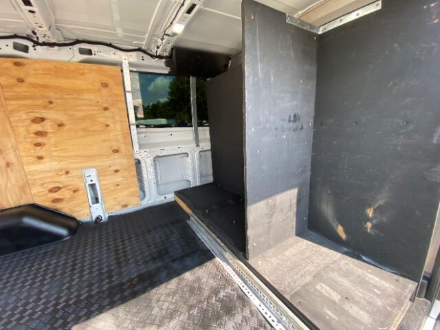 2018 Ford Transit-250 w/RH Sliding Door Low Roof 129.9 WB Charlotte NC