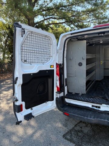 2018 Ford Transit-250 w/RH Sliding Door Low Roof 147.6  WB Charlotte NC