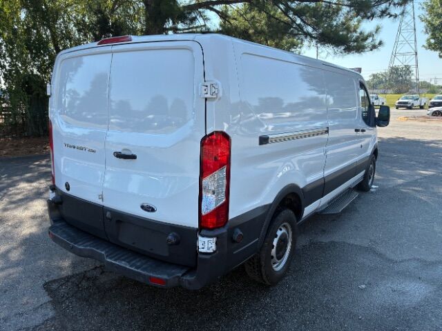 2018 Ford Transit-250 w/RH Sliding Door Low Roof 147.6  WB Charlotte NC