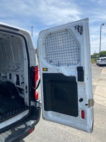 2018 Ford Transit-250 w/RH Sliding Door Low Roof 147.6  WB Charlotte NC