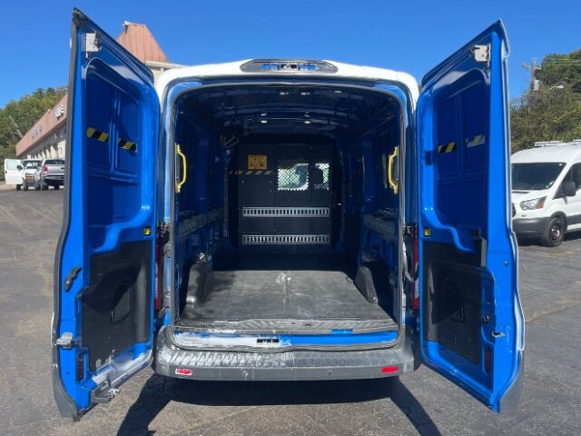 2018 Ford Transit-250 w/RH Sliding Door Medium Roof 147.6  WB Charlotte NC