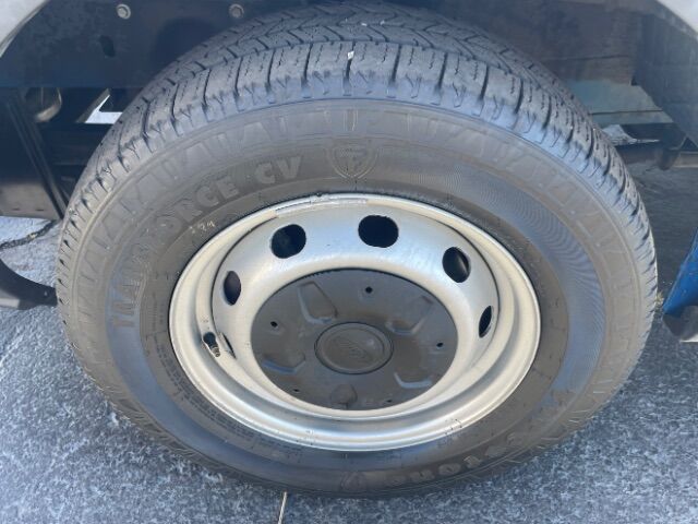 2018 Ford Transit-250 w/RH Sliding Door Medium Roof 147.6  WB Charlotte NC